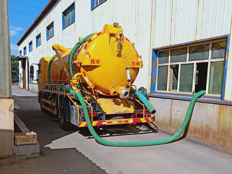 阳光嘉园厂区化粪池清理